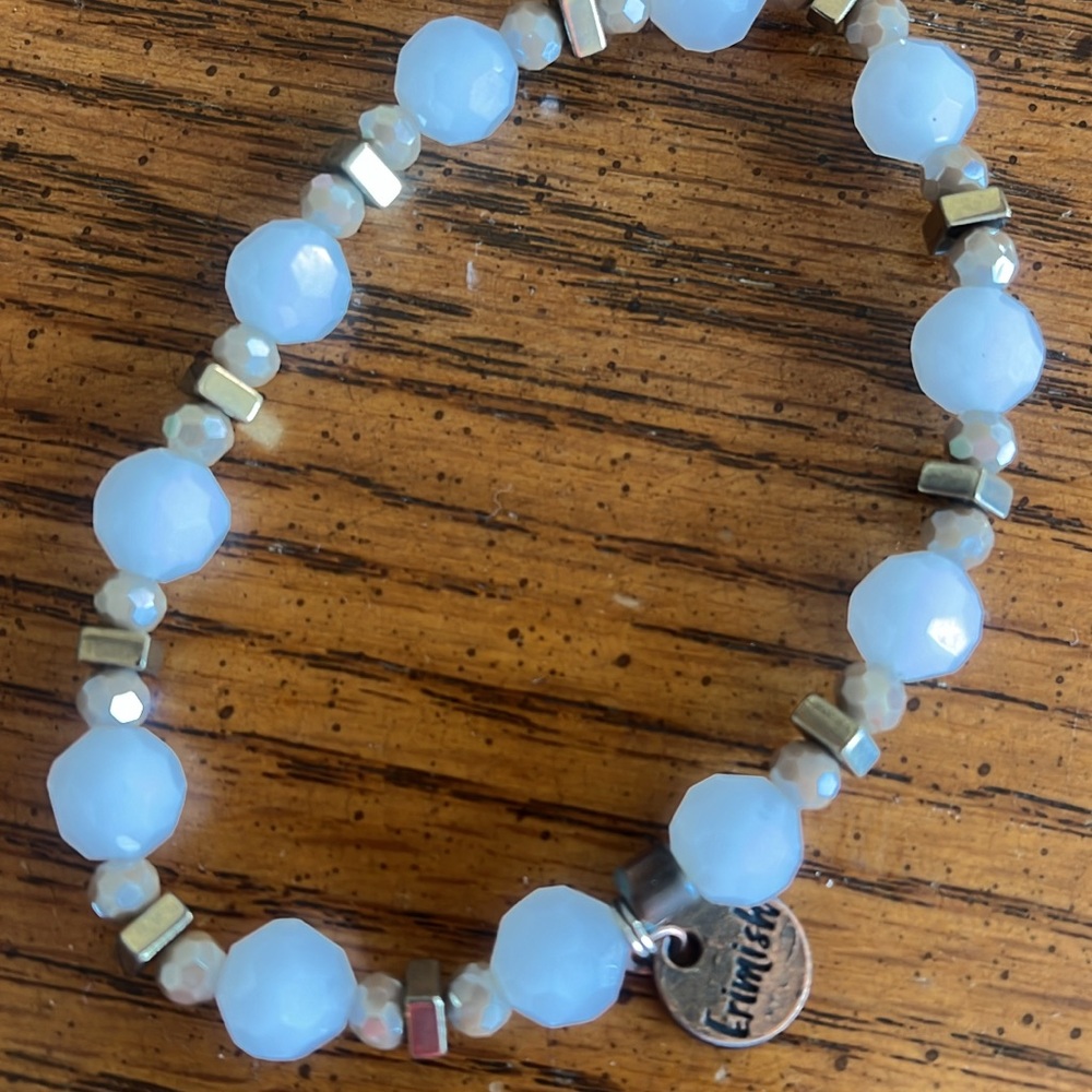Ermish Elegant white Beaded Bracelet